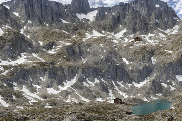 Fototapeta premium A Haven at the Mountain Peaks