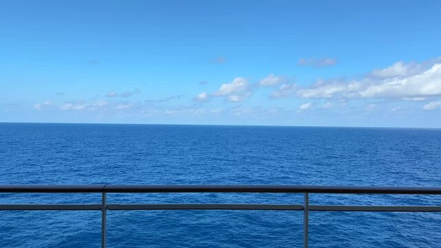 Auf dem Schiffsdeck