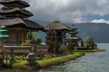 Ulun Danu temple © user