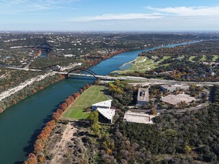 Naklejka premium Hills of west Austin during autumn
