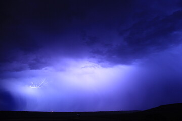 Lightning an Blue