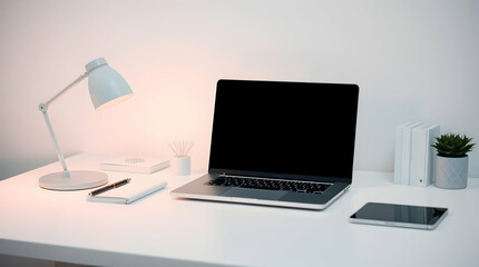 Minimalist & Clean Workspaces