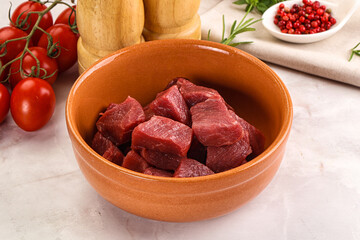 Raw beef cubes for cooking