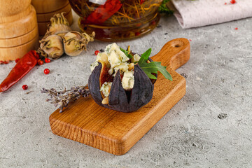Fig with blue cheese and cedar