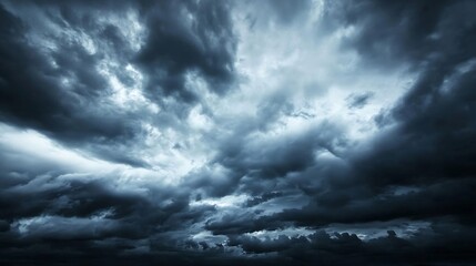 Obraz premium Dramatic Stormy Sky with Dark Clouds Creating an Atmospheric Mood : Generative AI