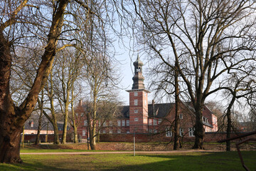 Husum, Schleswig-Holstein / Deutschland - Feb 12, 2025:  Blick auf das Schloss Husum