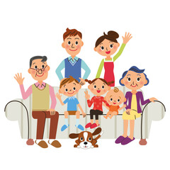 リビングのソファーで、くつろいでいる三世代家族