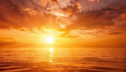 Obraz premium Orange Sunset over Ocean Dramatic Seascape