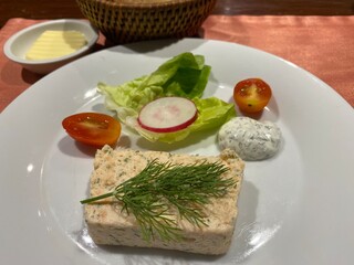 Salmon terrine with horseradish cream