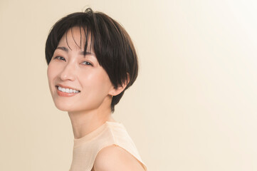 ヘルシーなアジア人女性のビューティーイメージ。