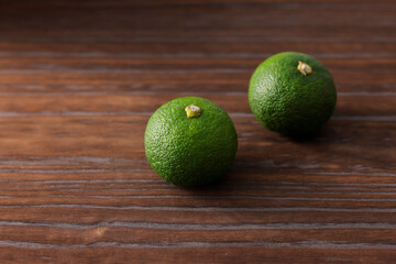 すだち　Sudachi (Japanese citrus)