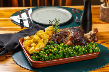 Pork leg with vegetables