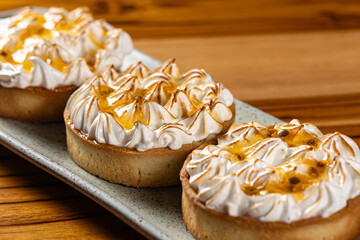 Passion fruit pie
