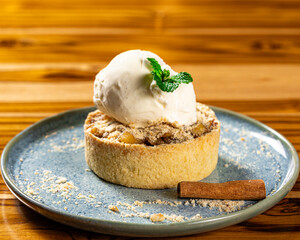 Pie with ice cream