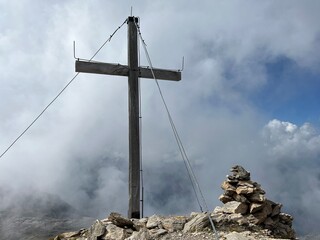 Alpine peak Barglen Schiben (2669 m) above the Tannensee lake (or Tannen lake) and in the Uri Alps mountain massif, Melchtal - Canton of Obwalden, Switzerland (Kanton Obwald, Schweiz)