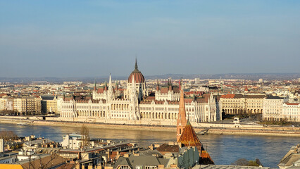 Fototapeta premium Hungarian Parliament Building and Danube River in Budapest, Hungary