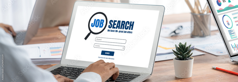 Poster online job search on brisk website for worker to search for job opportunities on the recruitment int