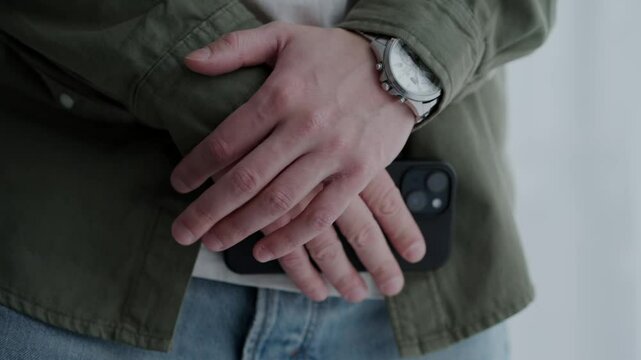 phone, smartphone, gadget, queue, wait, man, call, hands, palms, clasped hands, men's hands, men's palms, business, businessman, waiting, mobile phone, mobile, touch phone, screen, display, phone
