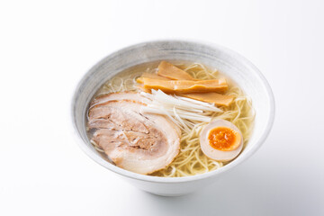 日本の塩ラーメン