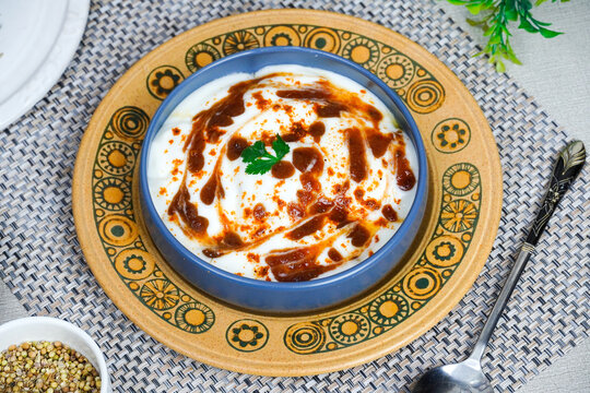 Dahi Baray, A Pakistani or indian savory dish called dahi bhallay or dahi bharay