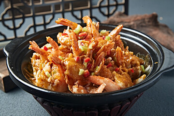 Thai Curry Shrimp Claypot