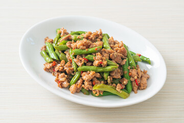 stir-fried french bean or green bean with minced pork