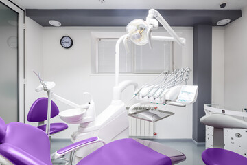Modern Dental Clinic Interior Featuring Advanced Equipment and Stylish Design in a Welcoming Atmosphere Focused on Patient Comfort and Care