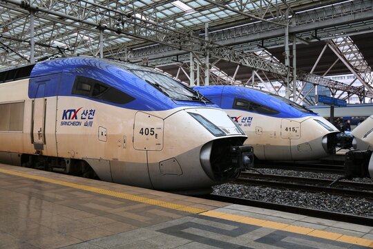 SEOUL, SOUTH KOREA - APRIL 5, 2023: KTX Sancheon high speed trains at Seoul Station. Korail KTX Sancheon bullet train achieves speeds up to 305 kph. It is built by Hyundai Rotem.