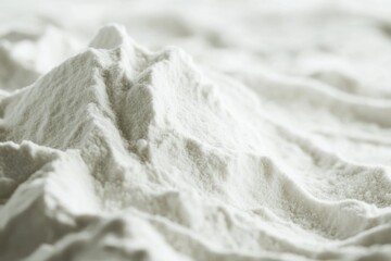 Obraz premium A pile of white powder sits atop a bed, ready for use