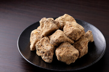 黒糖　Brown sugar