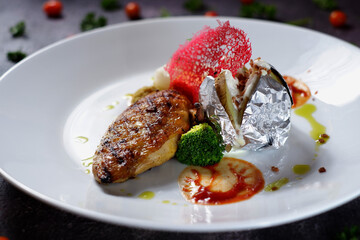 
Grilled Beefsteak, French Fries and Vegetables_4