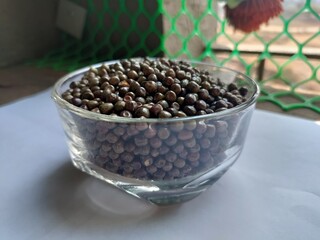 Black peas, parched peas or dapple peas, purple-podded peas or Pisum sativum var arvense