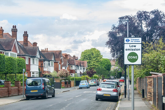 Low emission zone, Surbiton, Greater london. LEZ sign on streets of London.
