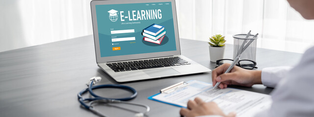 E-learning website with brisk sofware for student to study online on the internet network