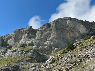 Rocks and stones above Lake Melchsee or Melch Lake and in the Uri Alps mountain massif, Melchtal - Canton of Obwalden, Switzerland (Kanton Obwald, Schweiz)