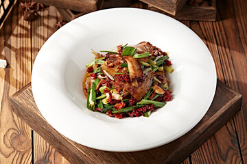 Spicy Garlic Stir-fried Bacon