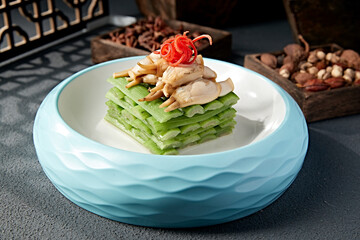 Exquisite cold dish loofah, razor clam meat