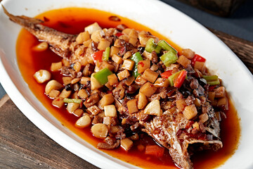 Delicious dry-fried yellow croaker