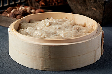 Steamed oat noodle with potato rub