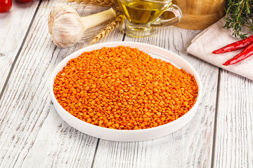 Raw red lentil for cooking