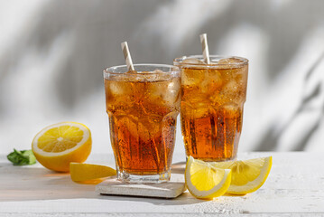 two glasses of ice tea