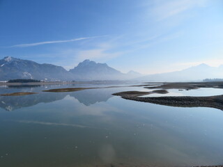 Spiegelung Berg Säuling im Forggensee
