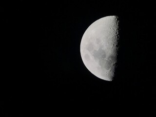 "Stunning Moon Over Israel – High-Resolution Picture for Website Backgrounds, Personal Use and Creative Projects (4000x3000)"