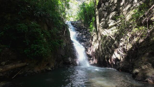 Beautiful Costa Rica Monteverde cascade Waterfall (Location: Catarata Los Murci&eacute;lagos ) 