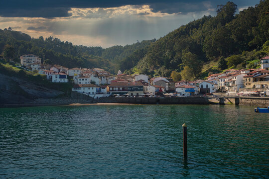 tazones, landscape, travel, typical, traditional, outdoor, touristic, water, town, coastline, picturesque, architecture, europe, village, landmark, vacation, street, sea, house, asturias, tourism, cit