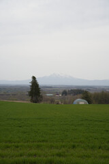 網走市郊外の豊郷地区にある眺望がすばらしく知床連山も見えるビューポイントパーキング（展望駐車場）