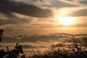 Obraz premium sunset in the mountains