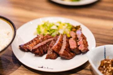 牛タン定食の牛タン