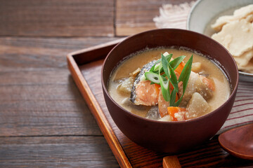 粕汁 - 酒粕を使った日本の伝統的な汁物