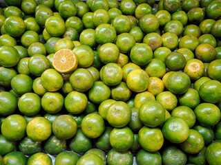 fresh green orange  in the market